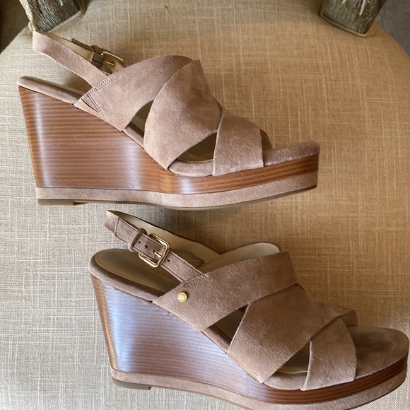 Cole Haan Wedge Sandal - Picture 8 of 13